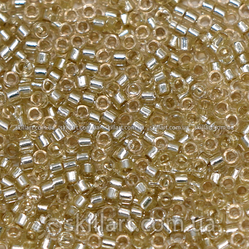 Бисер DB-1432 Miyuki Delica Beads 11/0 (блестящий, желтоватый)
